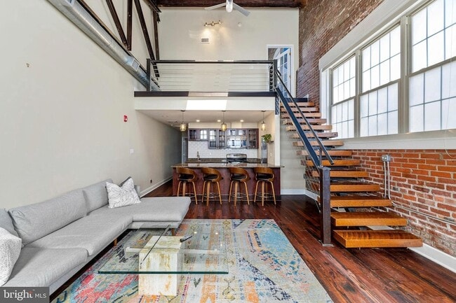 1301 00 N Front Street Unit G