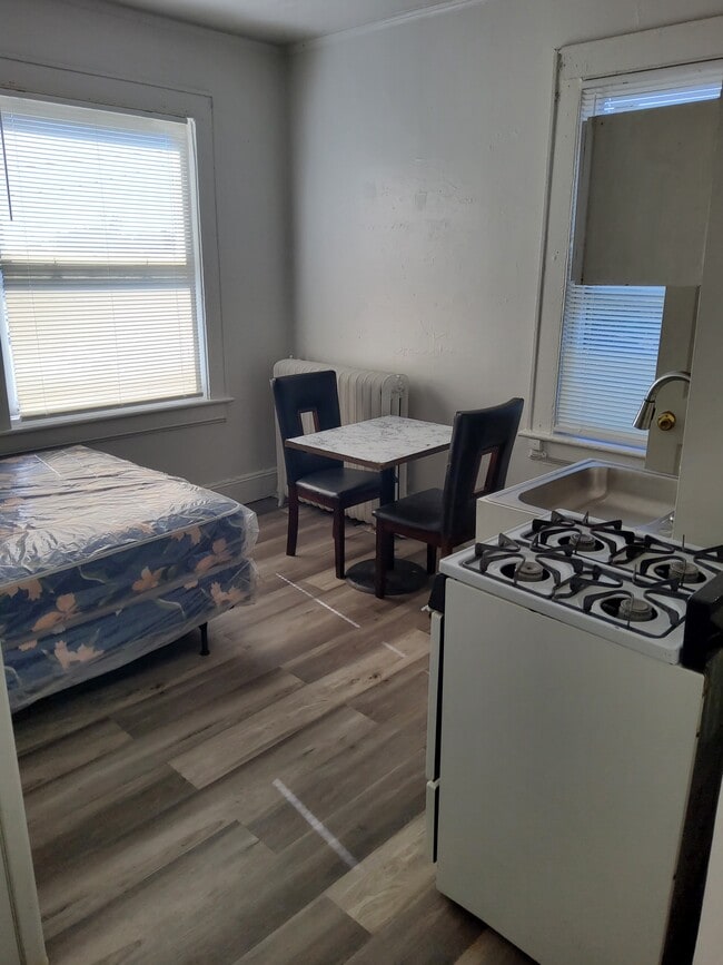 3-120 Main Space 3