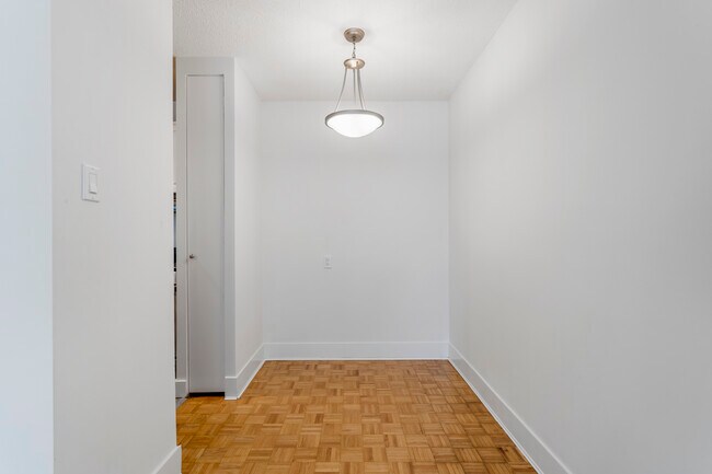 Photo - Regency Park