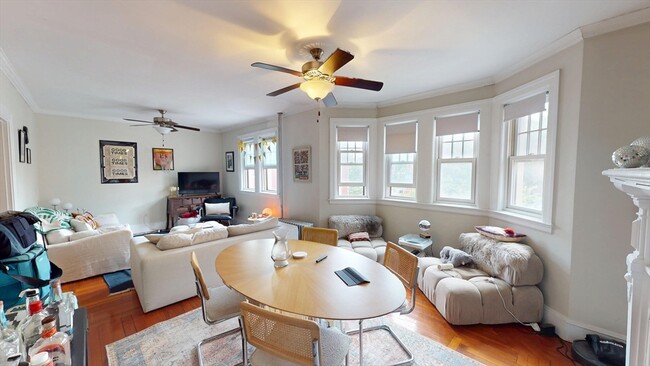 Photo - 1213 Beacon St Unit 5