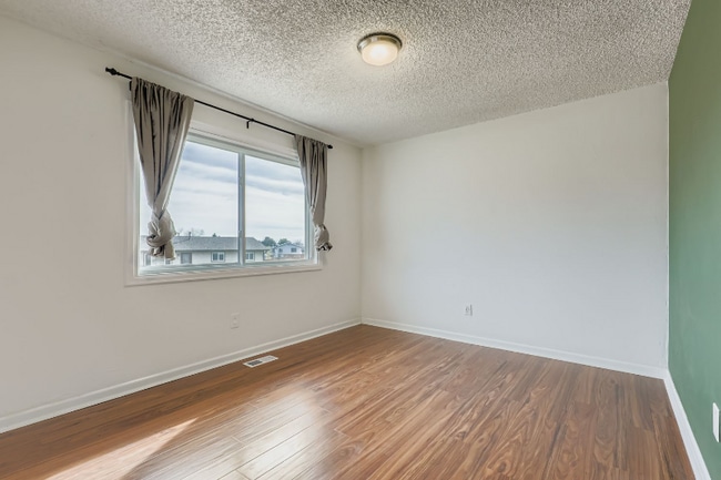 Photo - 8293 Gaylord St