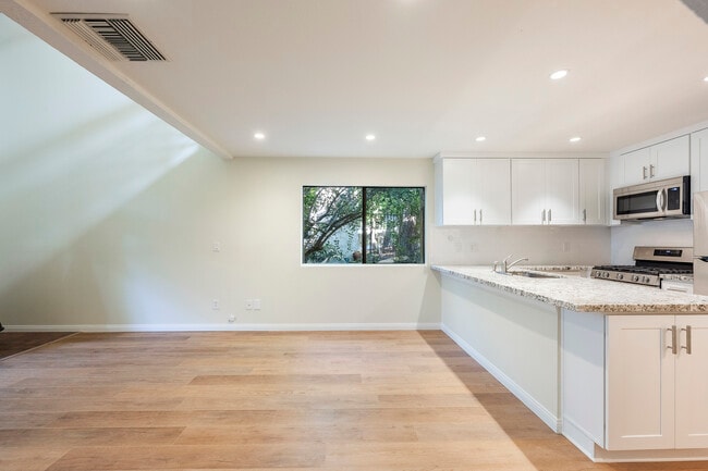 Photo - 4900 E Chapman Ave