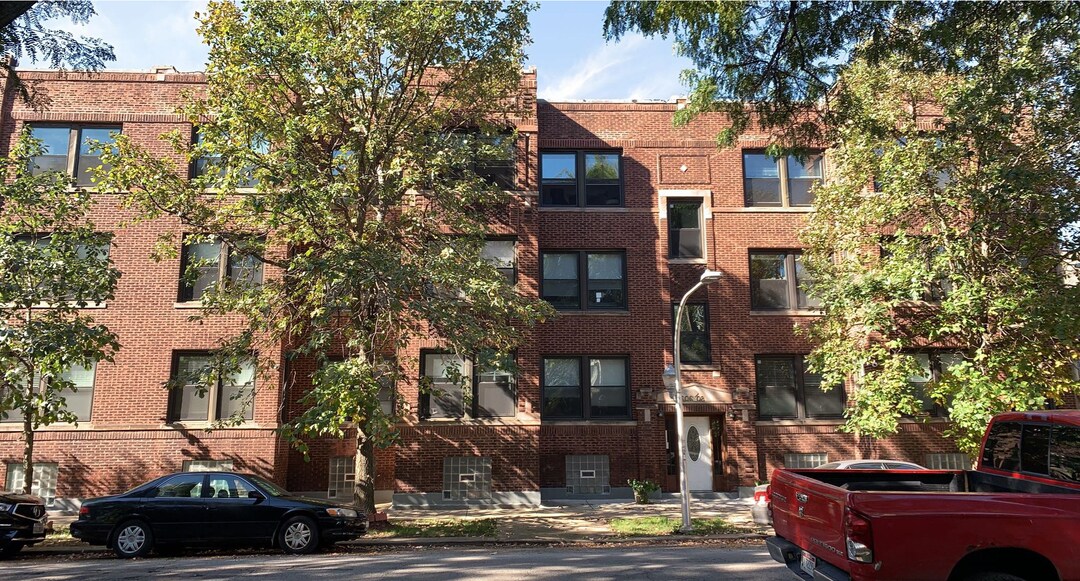 Photo - 4608 N Seeley Ave Apartment Unit 2