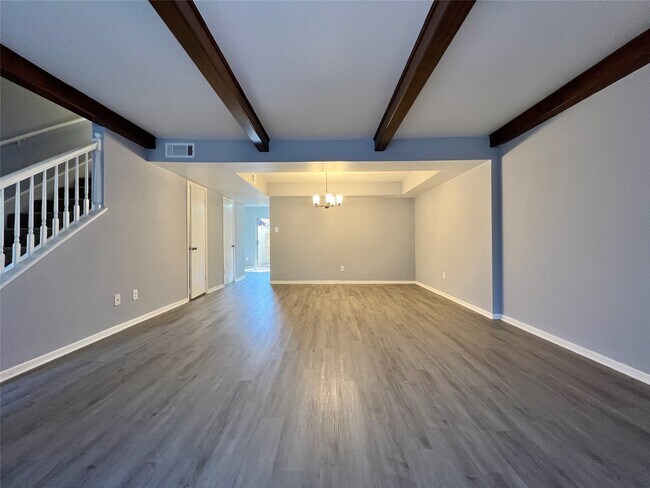 Photo - 3208 Briar Ct