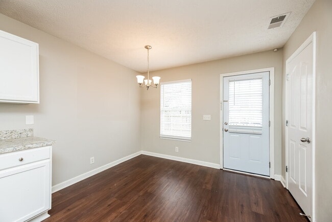 Photo - 1515 Clifdon Ct