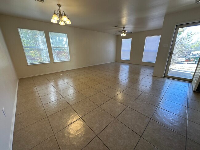 Photo - 503 Delmar Dr