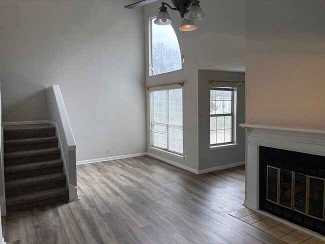 Photo - 1034 Stones Throw Dr NW