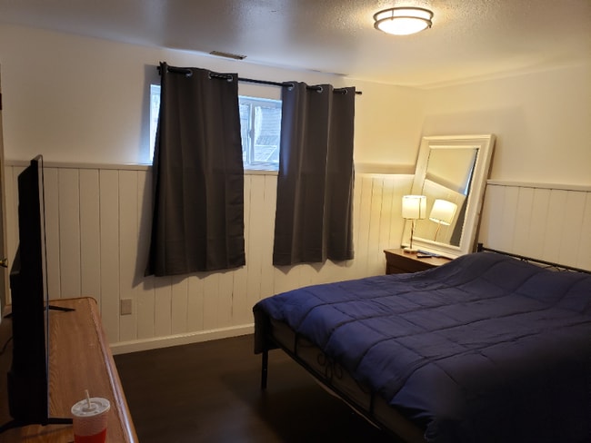 Photo - 825 Tilden Ave