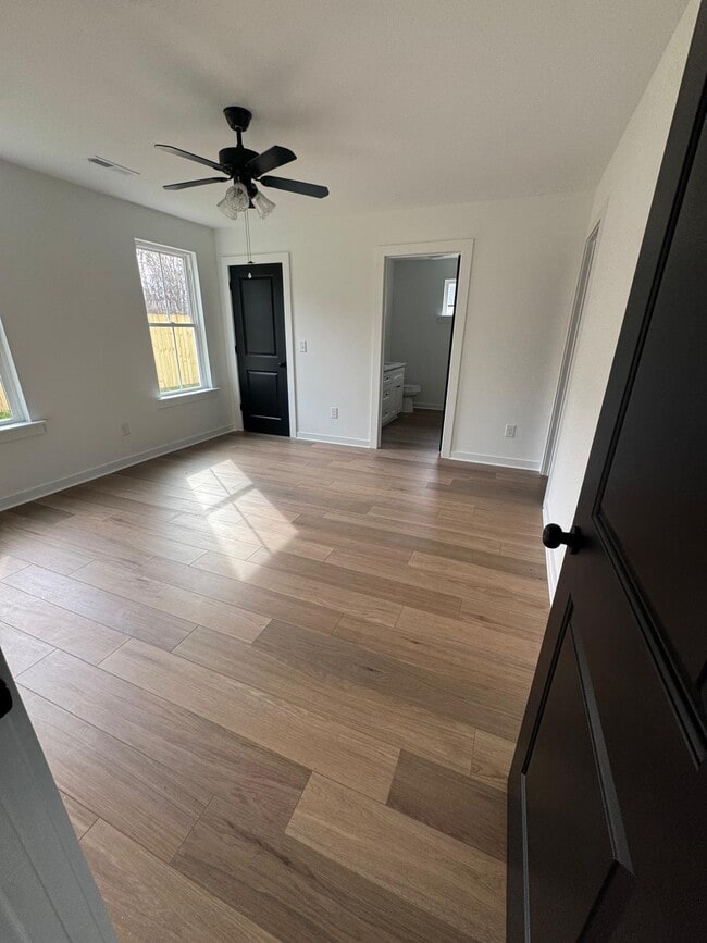 Photo - 512 Crump St