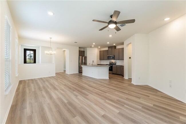 Photo - 125 Drifter Ln