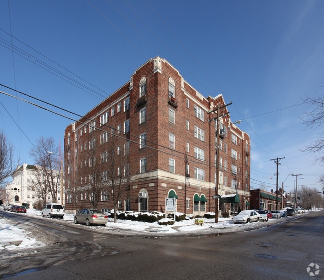 Alps Apartments - Alps Apartments