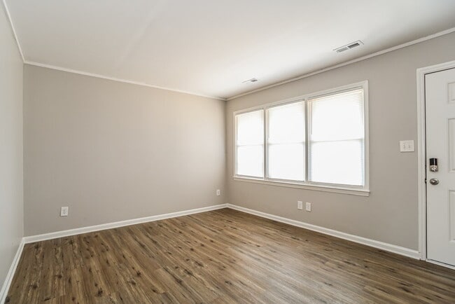 Photo - 6126 Castle Ct