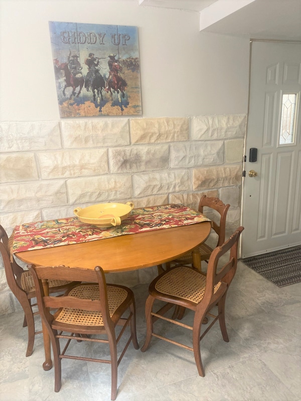 Photo - 207 E 22nd St Unit 5