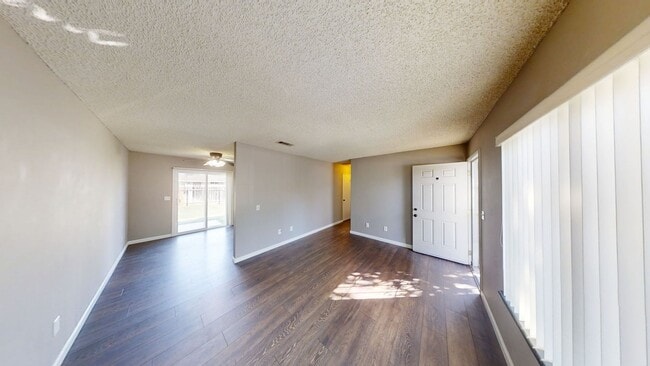 Photo - Cozy 2 bedroom 1 bathroom