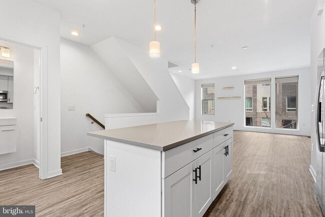 Photo - 3121 Beachview Ln