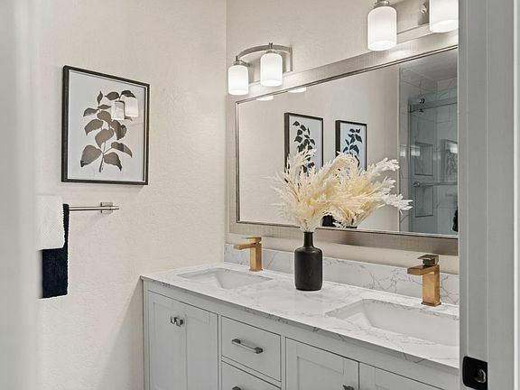 Photo - 4000 Rio Rd Unidad 9