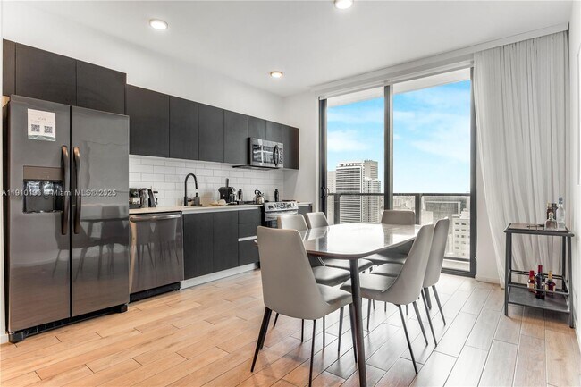 Photo - 398 NE 5th St Unit 1801