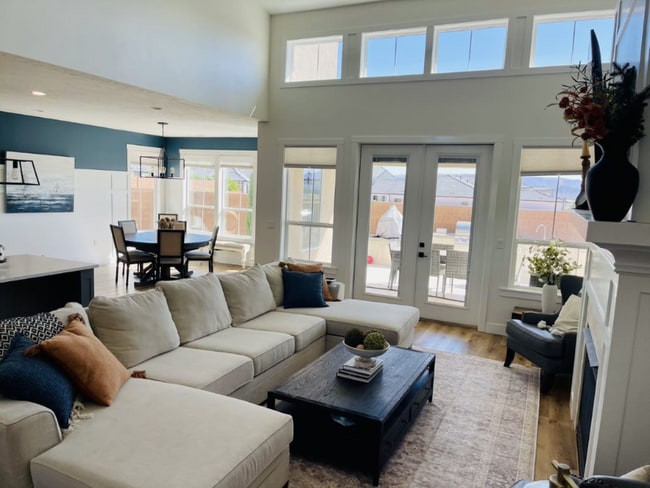 Photo - 997 Willow Breeze Ln