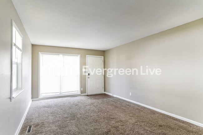 Photo - 1665 Shady Lane Rd