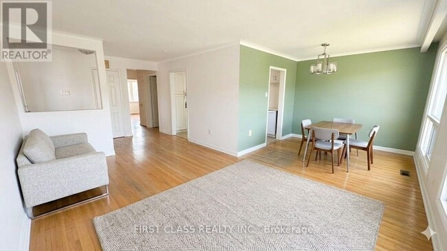 Photo - 109 Goulding Ave