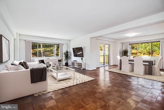 Photo - 4201 Cathedral Ave NW Unit 301E