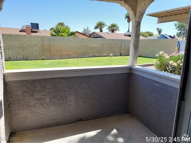 Building Photo - 3311 Sunfish Dr Unit B Rental