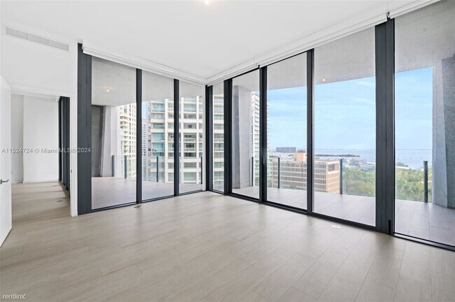 Photo - 3 br, 3.5 bath Condo - 2821 S Bayshore Dr ... Unidad 11B