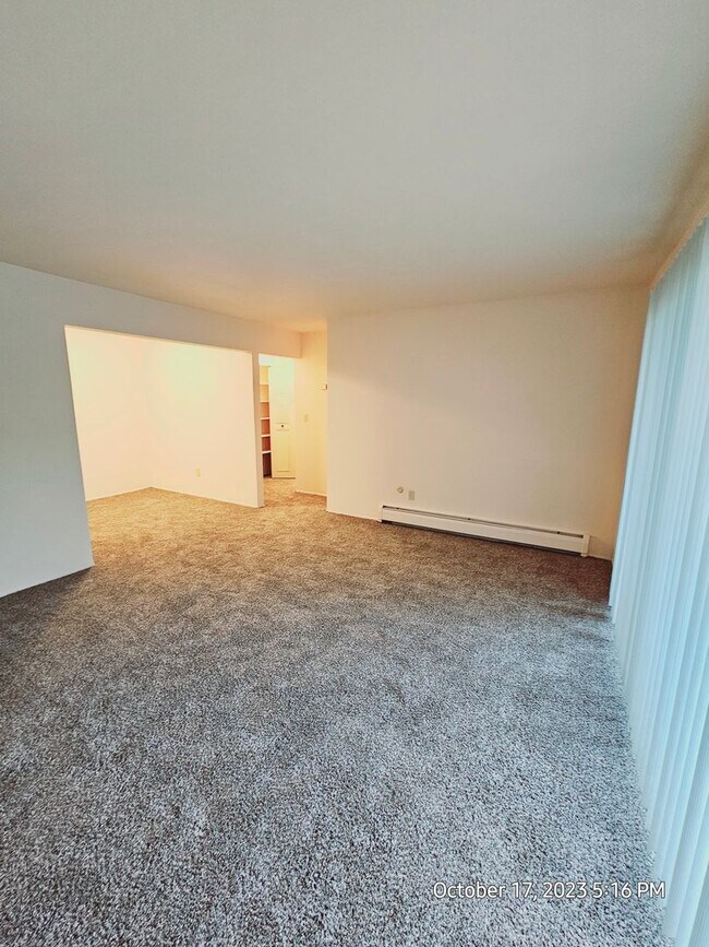 Photo - Lakeview Apartments