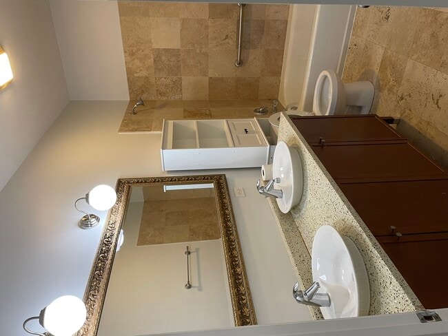 Photo - 10461 S Corliss Ave Unit 2