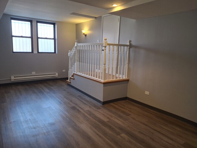 Photo - 3149 W Wellington Ave