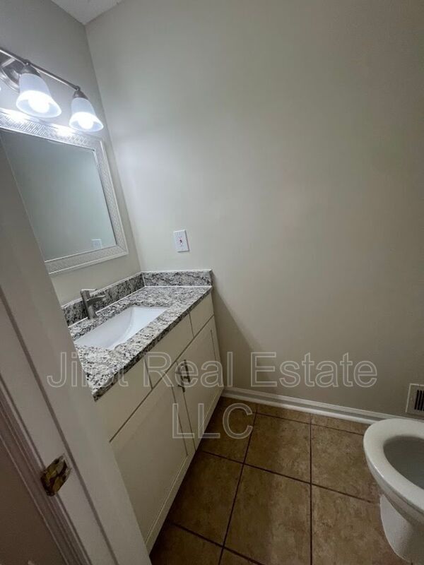 Photo - 4707 Brazil Wood Ct NE