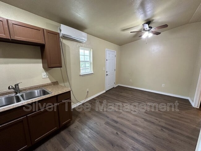 Photo - 358 Brighton Oaks Dr Unidad 2