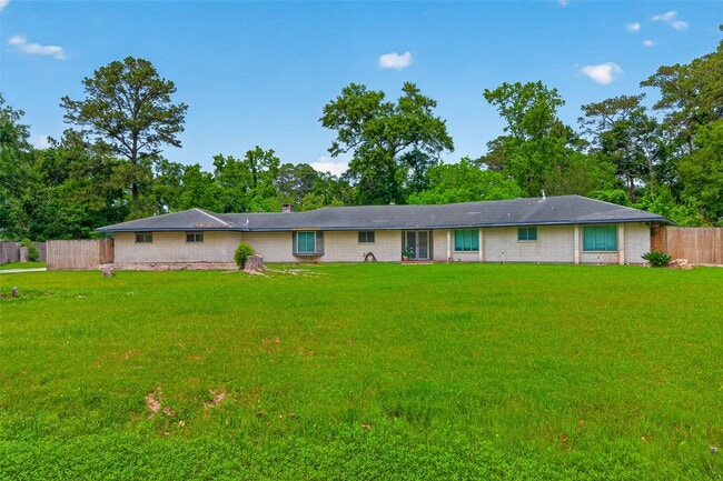 Photo - 1701 Mistletoe Ln