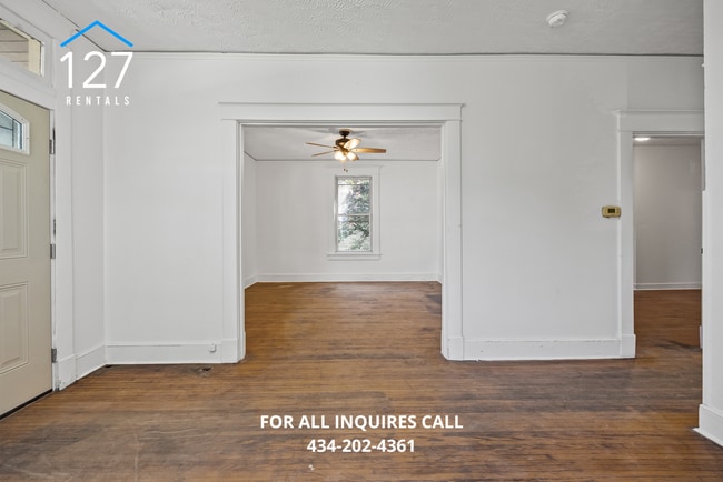 Photo - Updated 2 BR/1.5 Duplex with large back yard