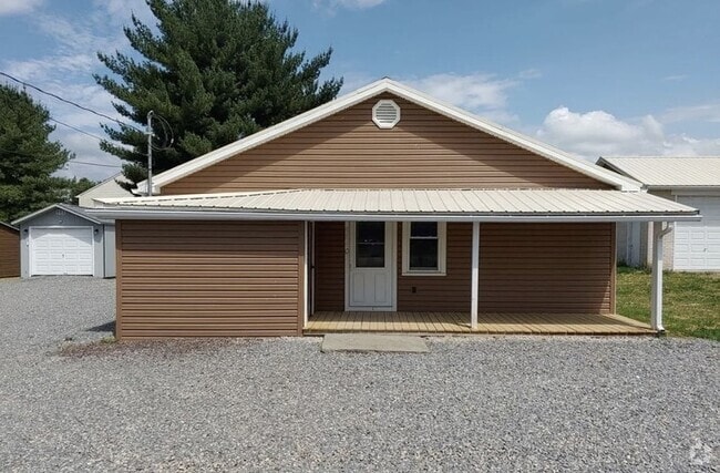 Building Photo - 8840 PA-405 Rental