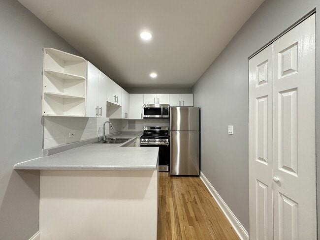 Photo - 6954 N Sheridan Rd Unit 213
