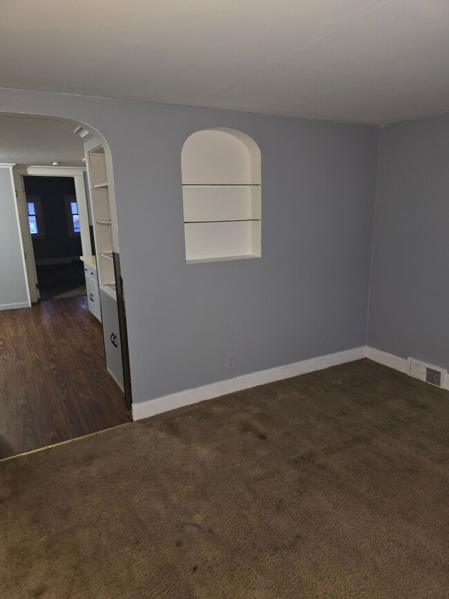 Extra space - 3093 N Michigan Ave Unit Condo#3