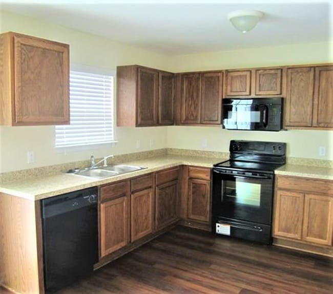 Photo - 80 BC Unit 80 BC