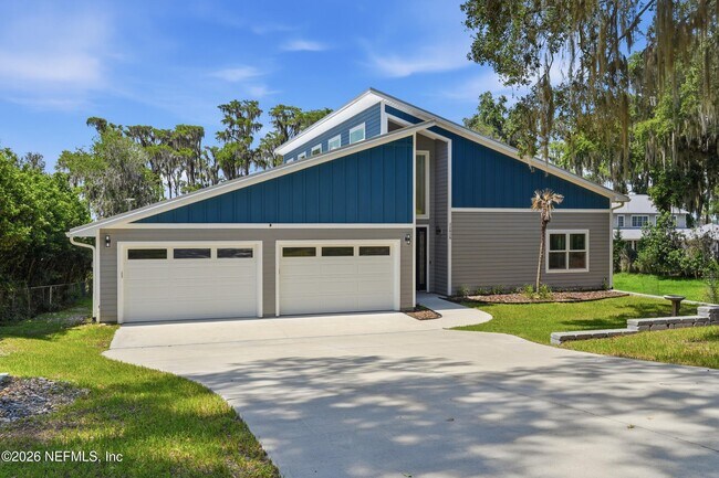 Photo - 22826 NE 69th Ave