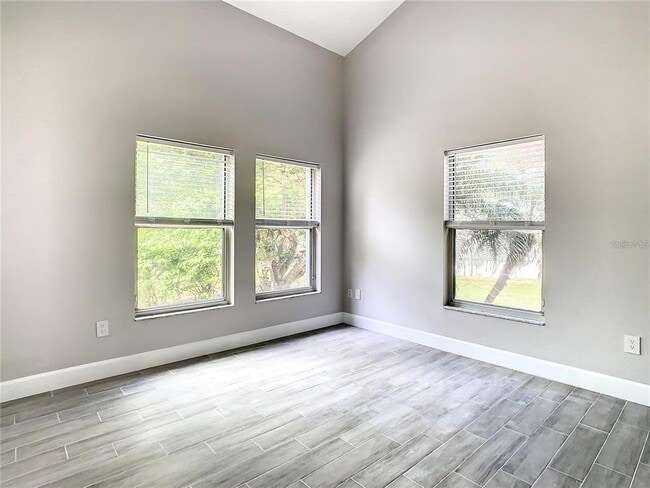 Photo - 6708 Yardley Way