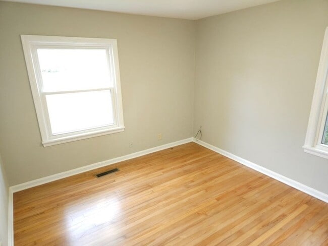 Photo - 905 Murfree Ave