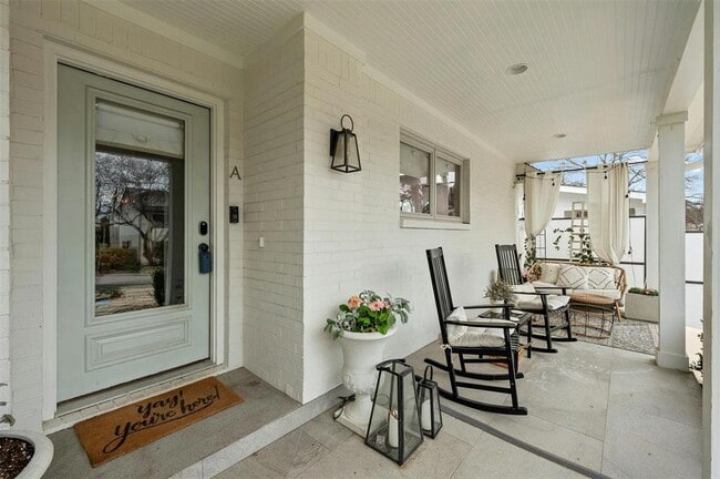 Photo - 2802 Warren St