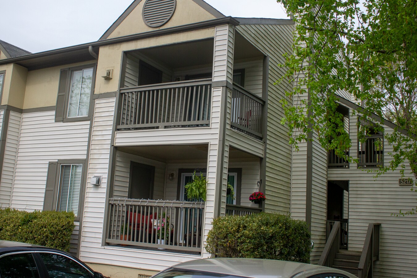 Photo - 5217 Fox Hunt Dr Apartments Unit G