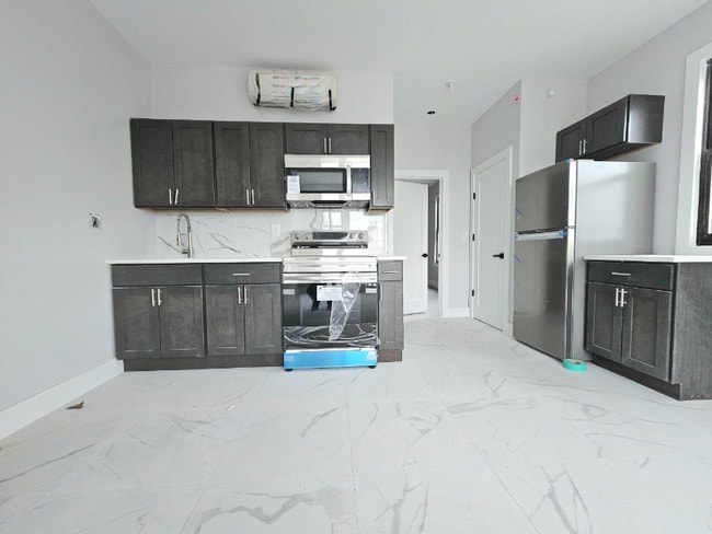 Photo - 226 Roseville Ave Unidad 202