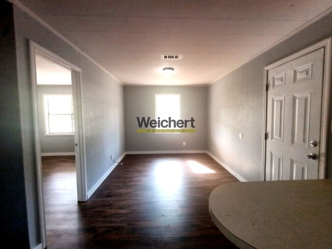 Photo - Remodeled 3bed/1bath with fenced backyard