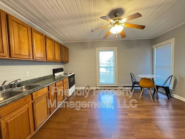 Photo - 706 Walker Ave