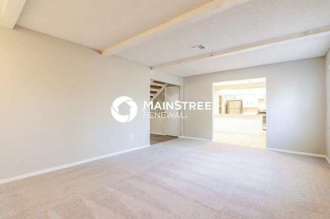 5 Bedroom Pet-Friendly Home in Oklahoma City, OK with Main Street Renewal