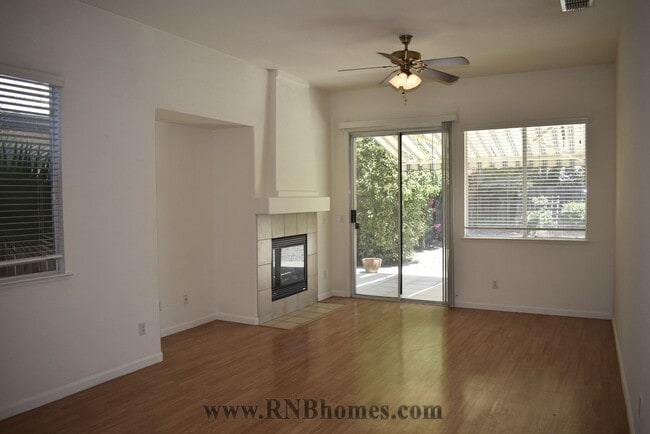 Photo - 18 Diggins Dr