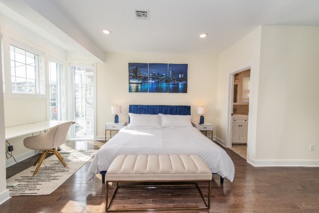 Photo - 1608 52nd St Unit A