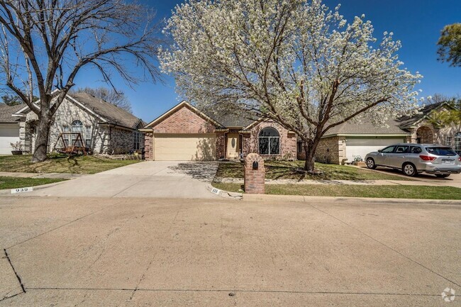 Building Photo - 939 Blossomwood Ct Rental